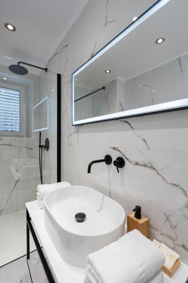 Apartment Banje Beach 2 ดูบรอฟนิก ภายนอก รูปภาพ